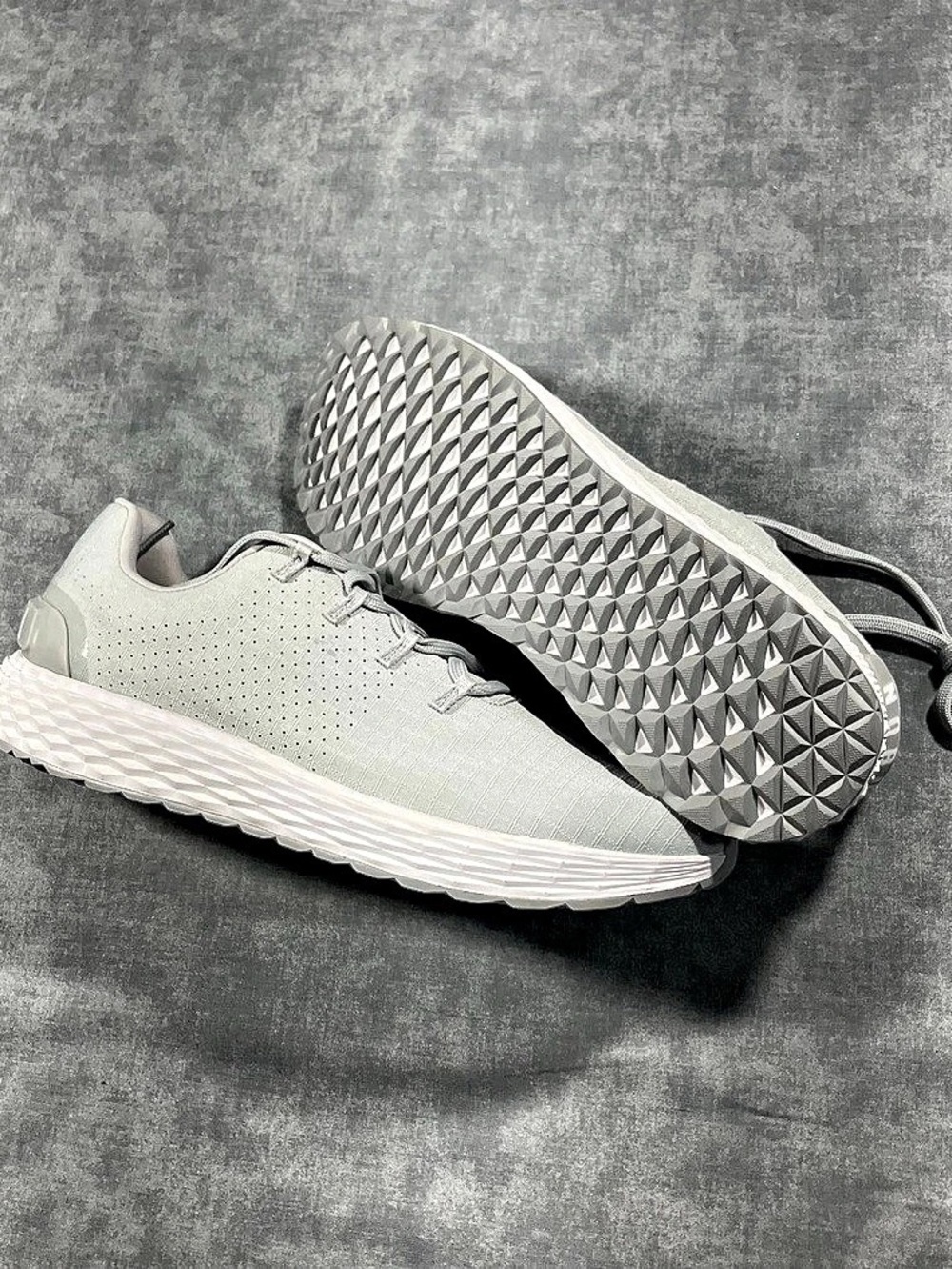 On Cloudswift Athletic Shoes Gray & White US 12 Like New